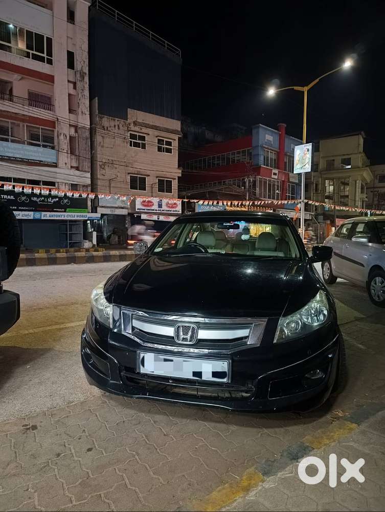 Honda Accord 2.4 At 2010 Black