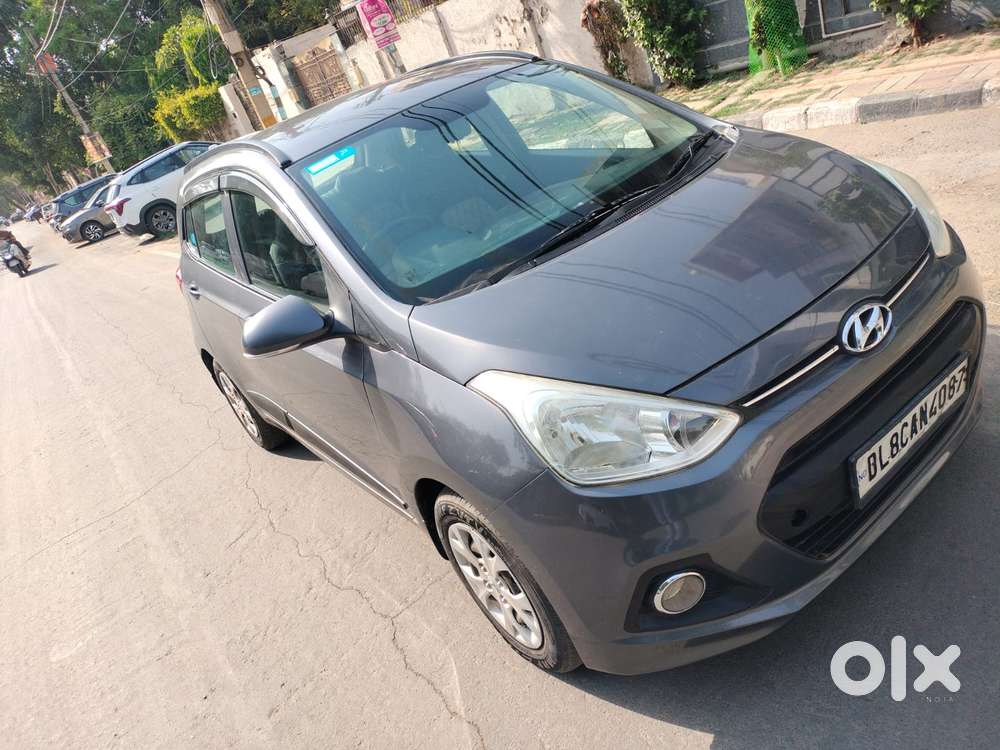 Hyundai Grand I10 Sportz, 2016, Petrol