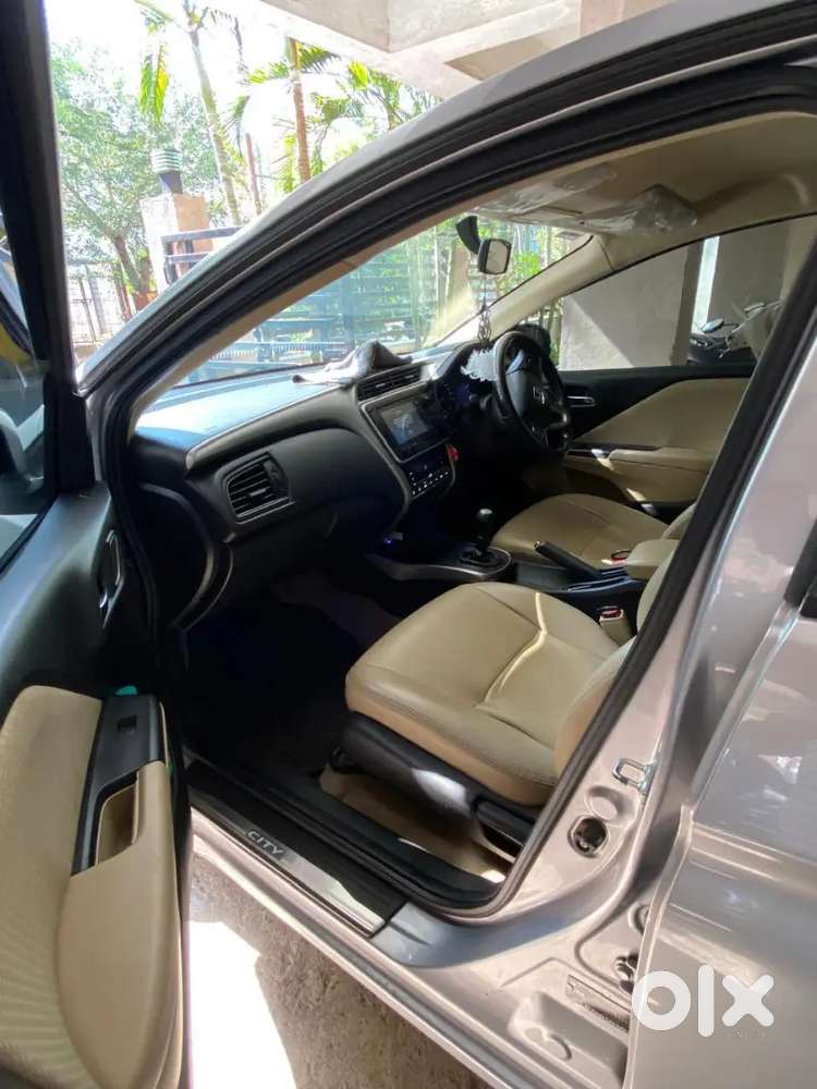 Honda City 1.5 V Petrol 2022