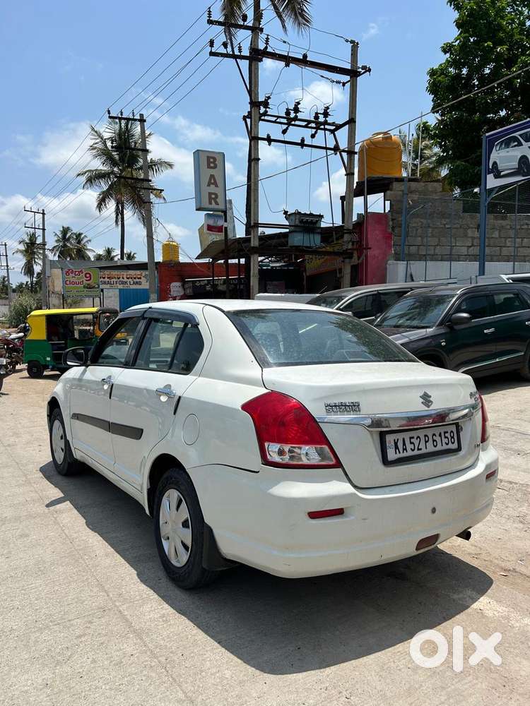 Maruti Suzuki Swift Dzire Lxi Option, 2010, Petrol
