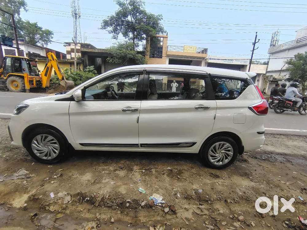 Maruti Suzuki Ertiga Vxi 2024