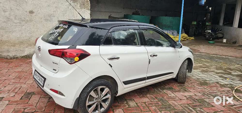 Hyundai Elite I20 Sport  2015 Diesel  1st Owner 980000 Km Driven