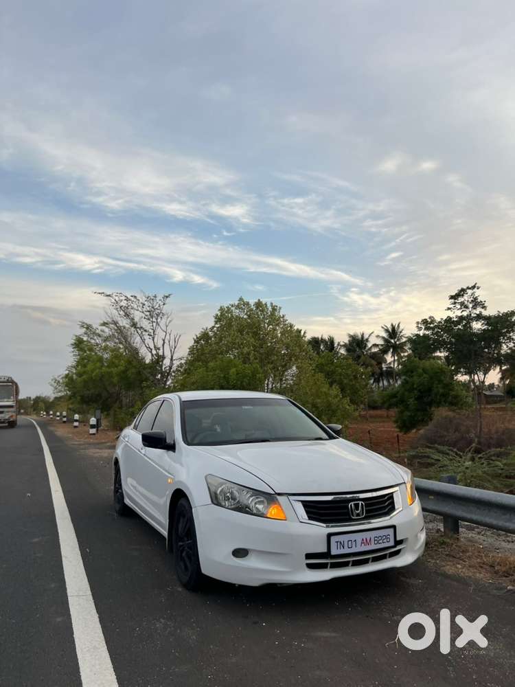 Honda Accord 2010 Petrol
