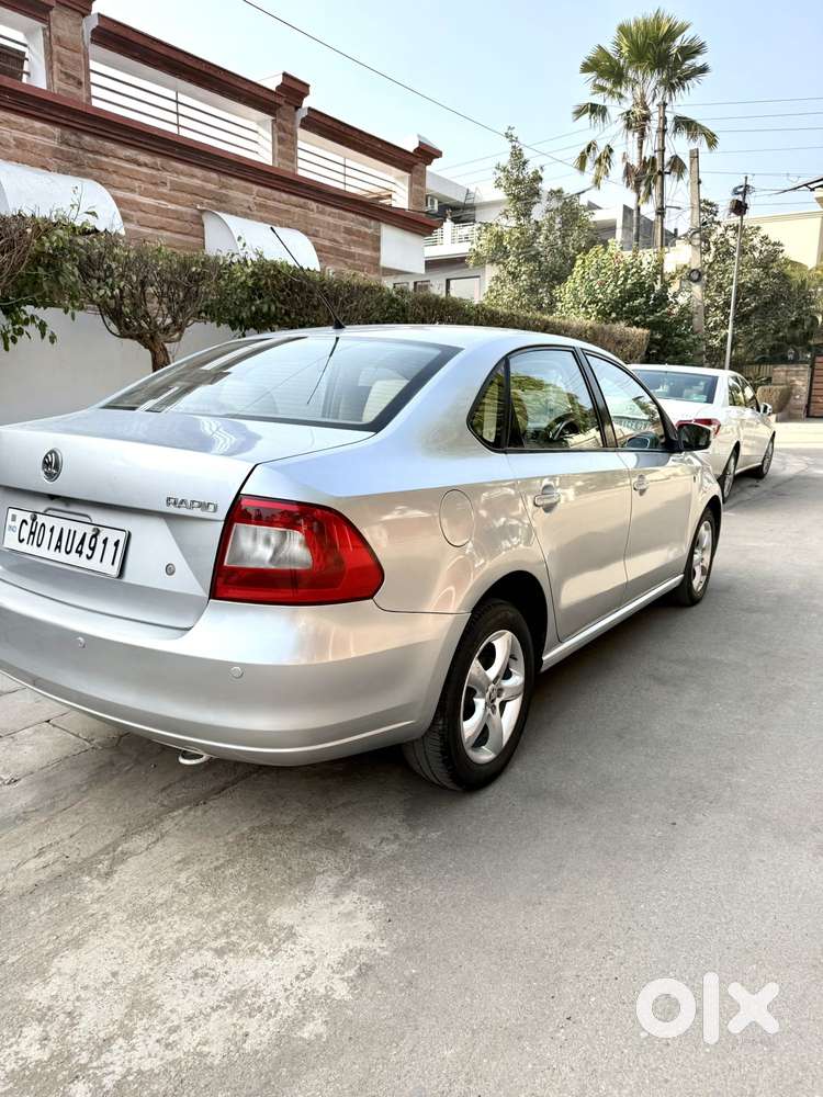 Skoda Rapid 1.6 Mpi Ambition, 2013, Petrol