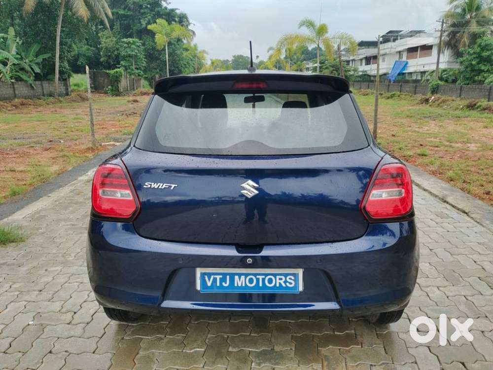 Maruti Suzuki Swift 1.2 Vxi (o), 2022, Petrol