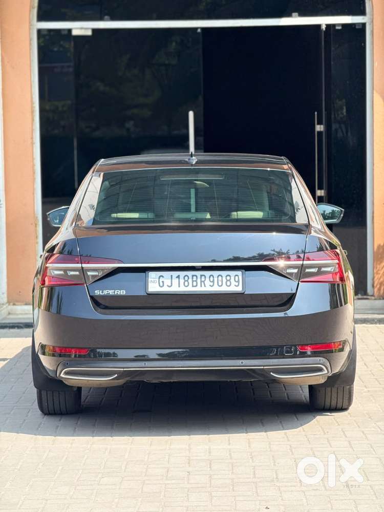 Skoda Superb 2.0 L&k Tsi At, 2022, Petrol