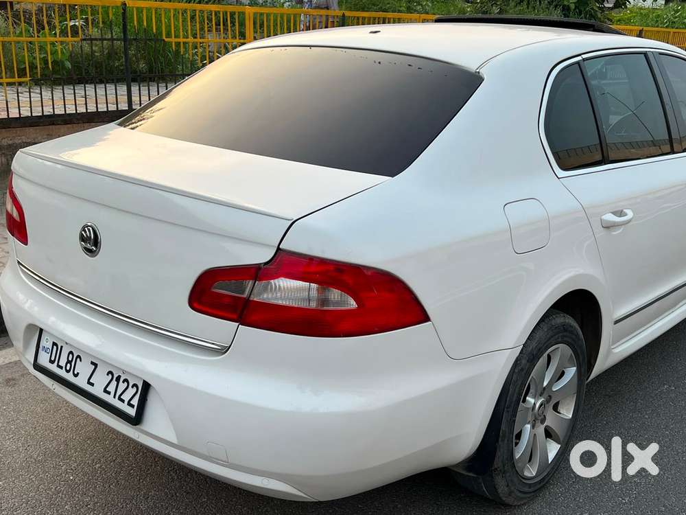 Skoda Superb 2013 Petrol Well Maintained