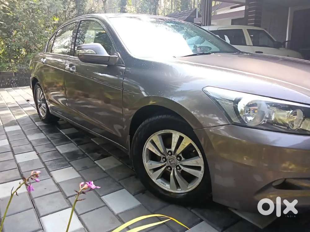 Honda Accord 2011 Petrol Automatic 80600 Km Driven