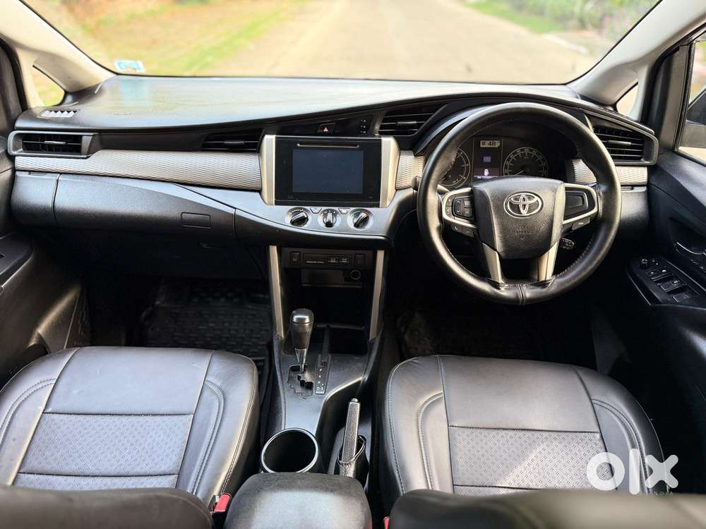 Toyota Innova Crysta 2.8 Gx At 8s, 2018, Diesel