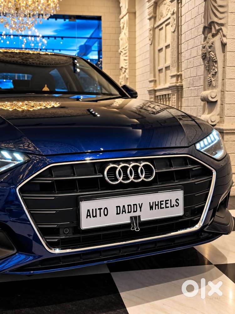 Audi A4, 2023, Petrol