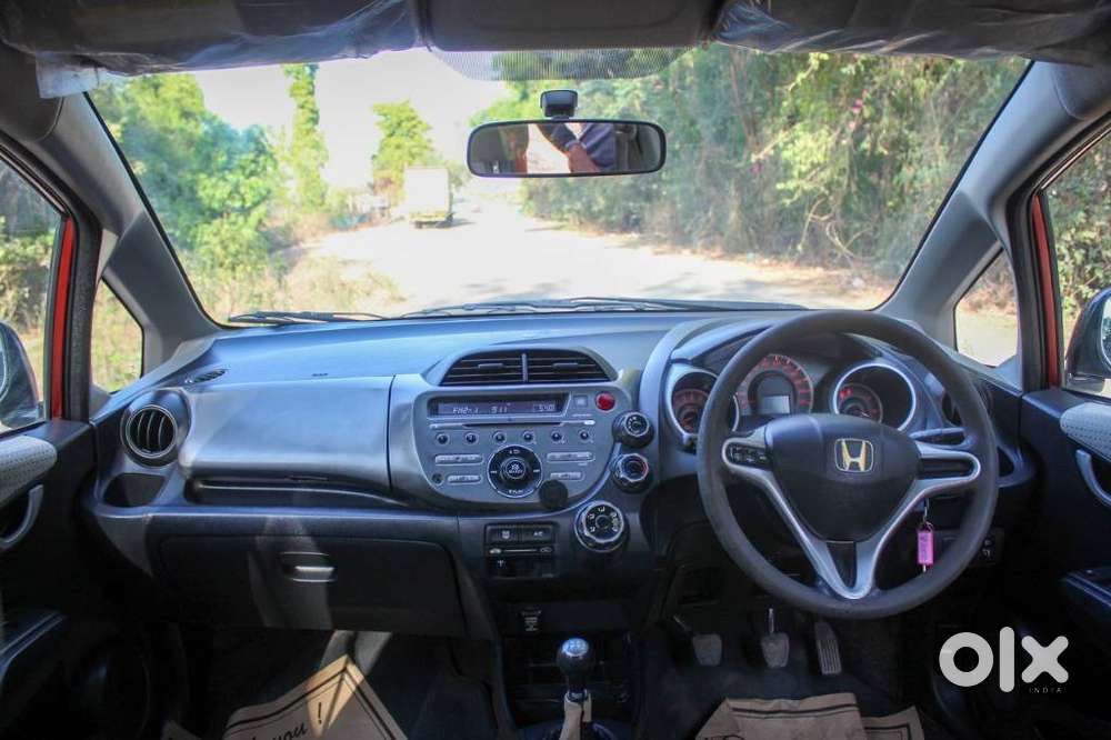 Honda Jazz E Mt I-vtec, 2010, Petrol