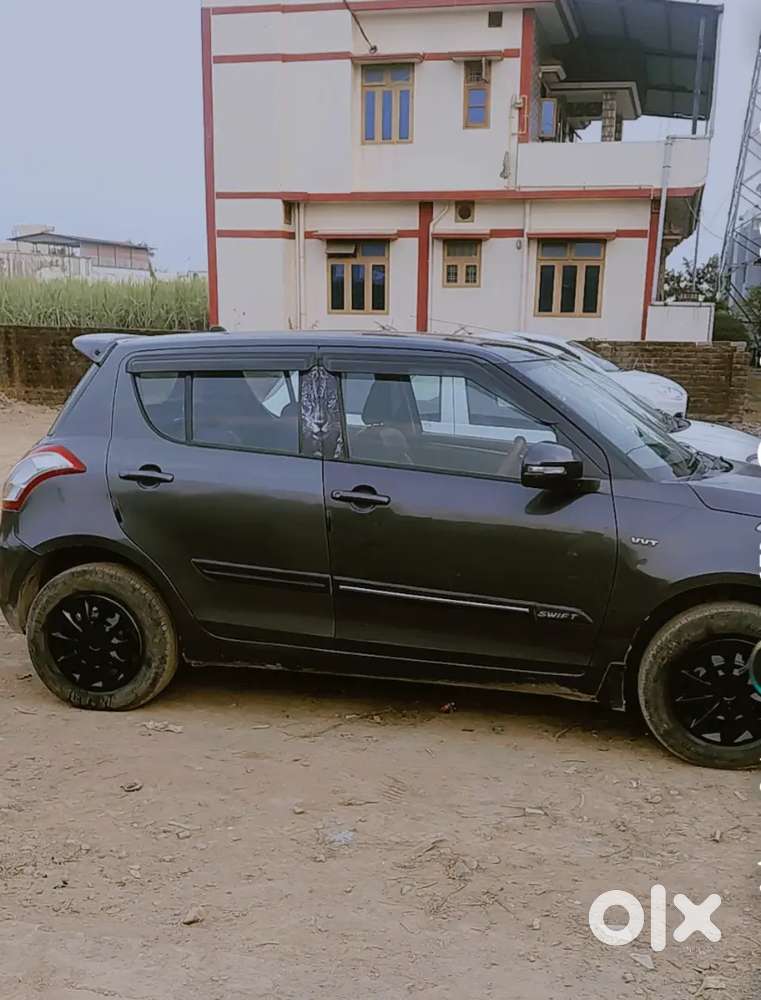 Maruti Suzuki Swift 2015 Year Deherdun Number