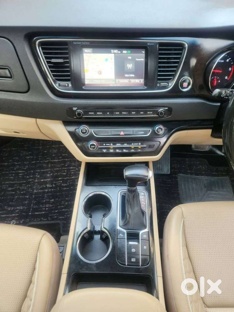 Kia Carnival Limousine Plus 7 Str, 2021, Diesel