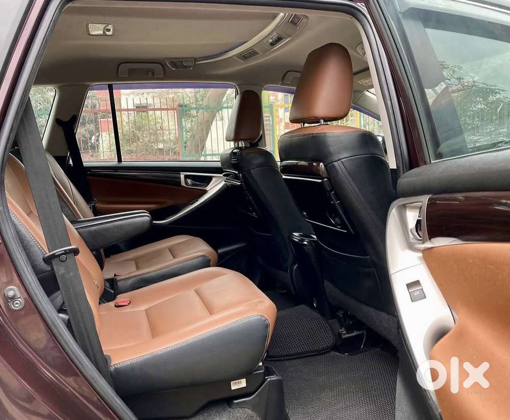 Toyota Innova Crysta Zx 2.4 Diesel 7 Seater, 2022, Diesel