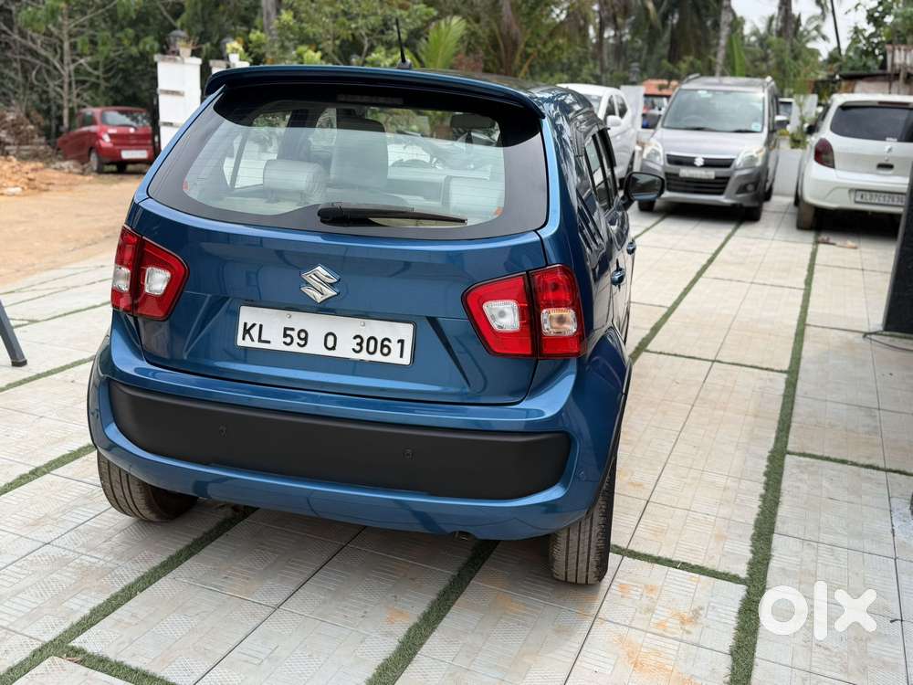 Maruti Suzuki Ignis 1.2 Alpha Mt Dual Tone, 2017, Petrol