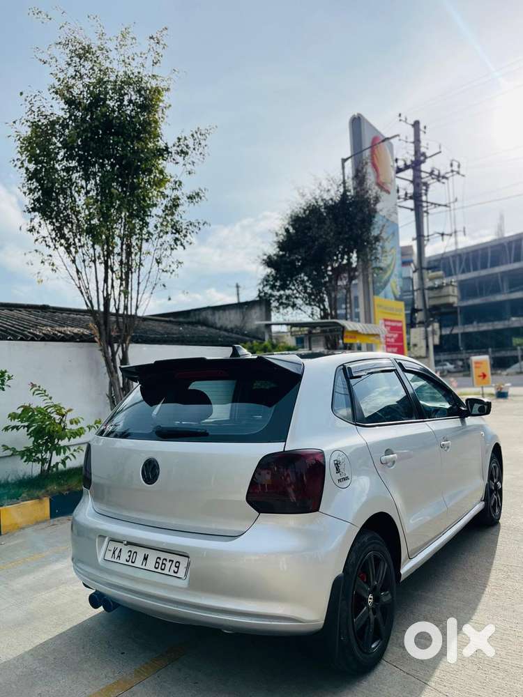 Volkswagen Polo Petrol Highline 1.6l, 2013, Petrol
