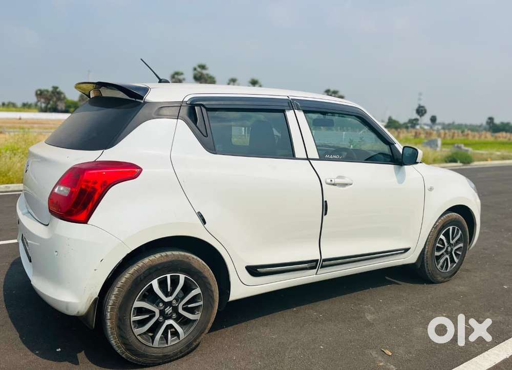 Maruti Suzuki Swift Lxi Option, 2022, Petrol