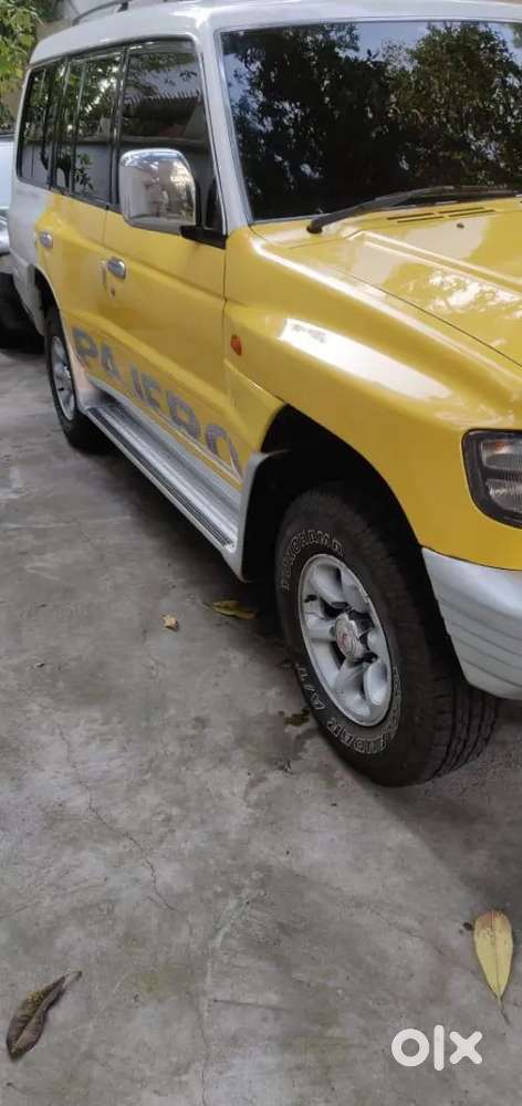 Mitsubishi Pajero 2011 Diesel 122000 Km Driven