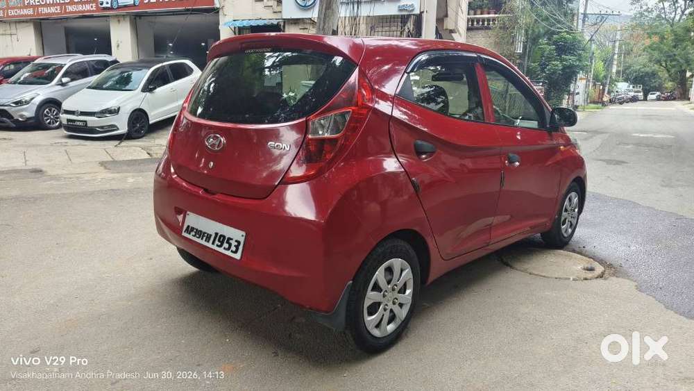 Hyundai Eon 0.8 Magna (o), 2017, Petrol