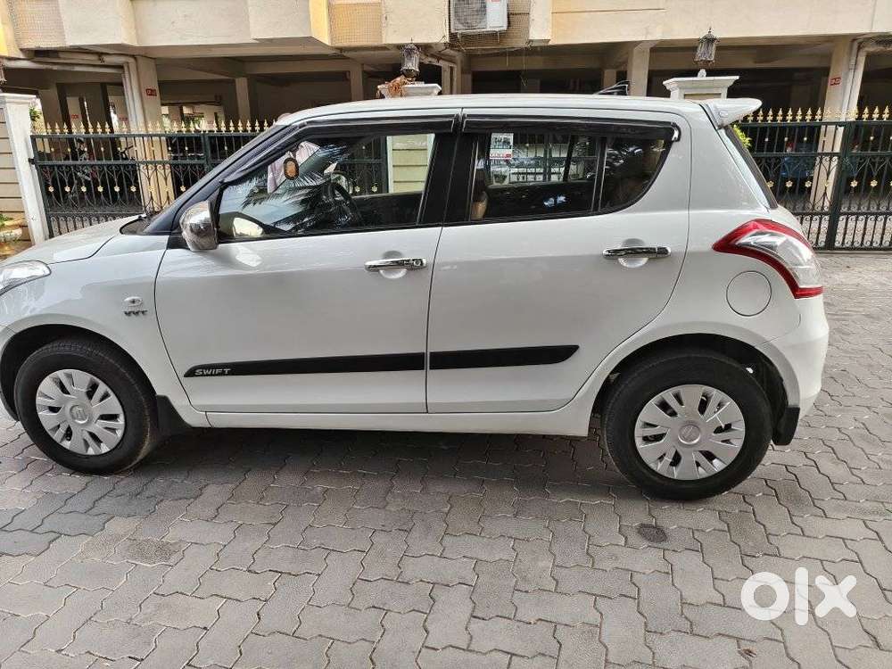 Maruti Suzuki Swift 1.2 Vxi (o), 2012, Petrol