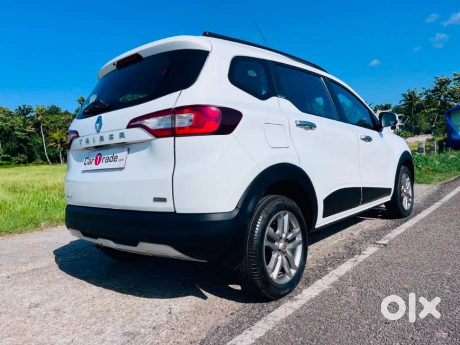 Renault Triber Rxz, 2021, Petrol