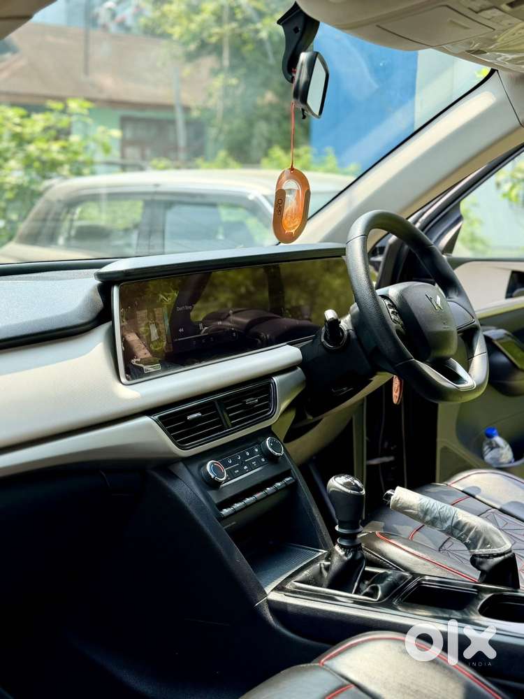 Mahindra Xuv700 2.2 Ax 5 Diesel Mt 7 Str, 2023, Diesel