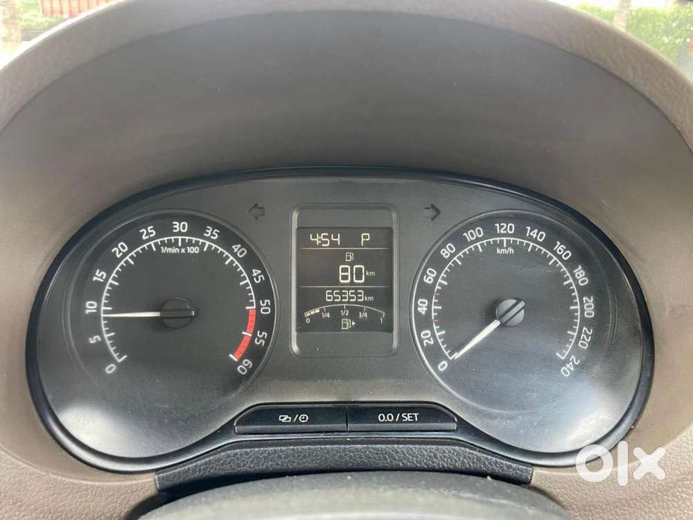 Skoda Rapid 1.6 Elegance Tdi At, 2016, Diesel