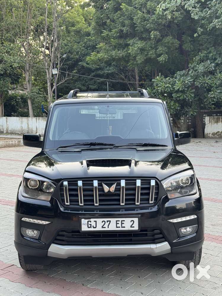 Mahindra Scorpio Classic 2.2 S 11 Mt 7 Str, 2024, Diesel