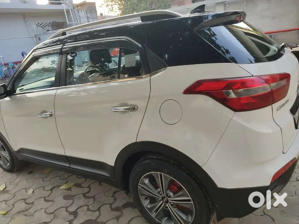 Hyundai Creta Sx Dual Tone Petrol 2017  Top Variant  Excellent Condi