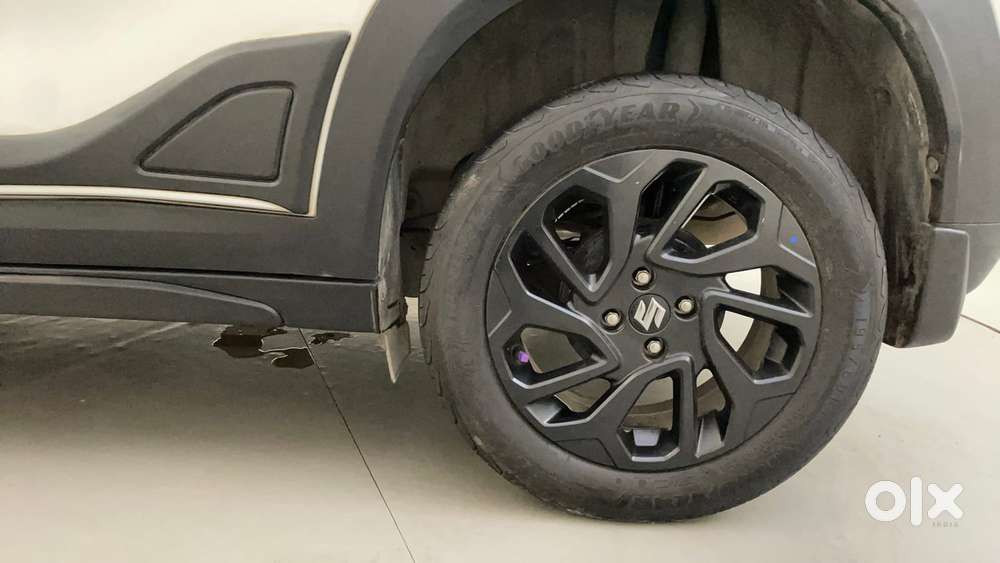 Maruti Suzuki Fronx Delta Plus 1.2l Ags, 2023, Petrol