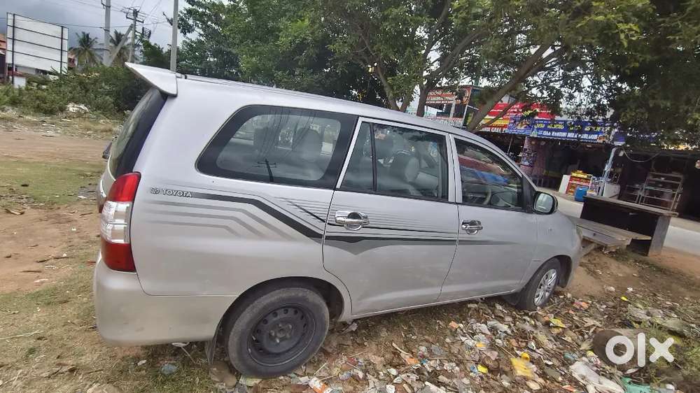 Toyota Innova Diesel 2.5 Manual 2010