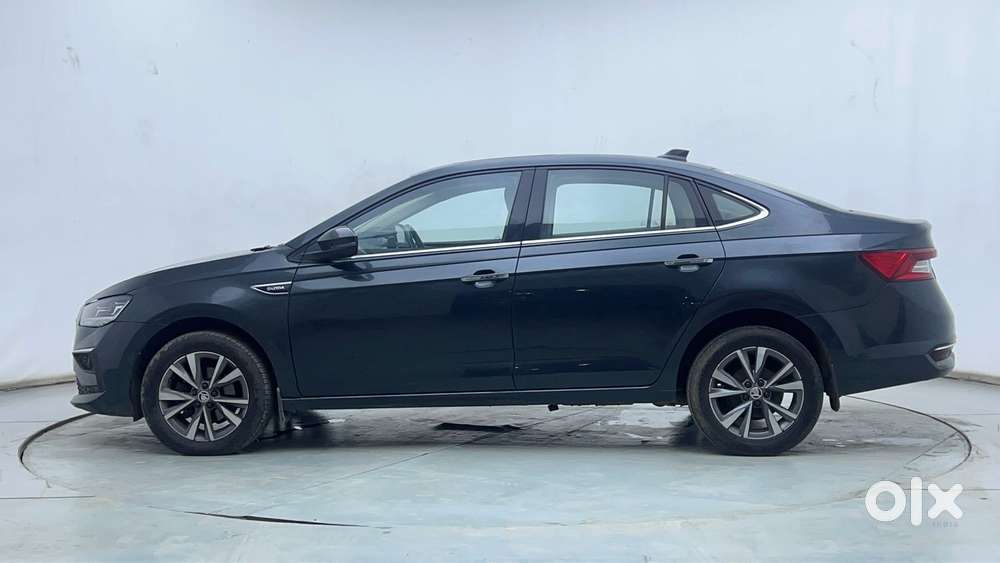 Skoda Slavia Style 1.0l Tsi At, 2022, Petrol
