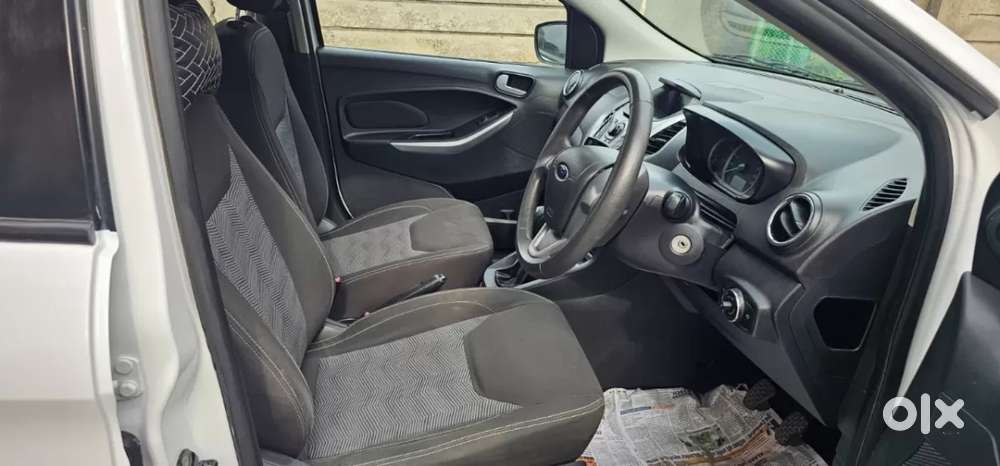 Ford Figo Titanium, 2016, Petrol