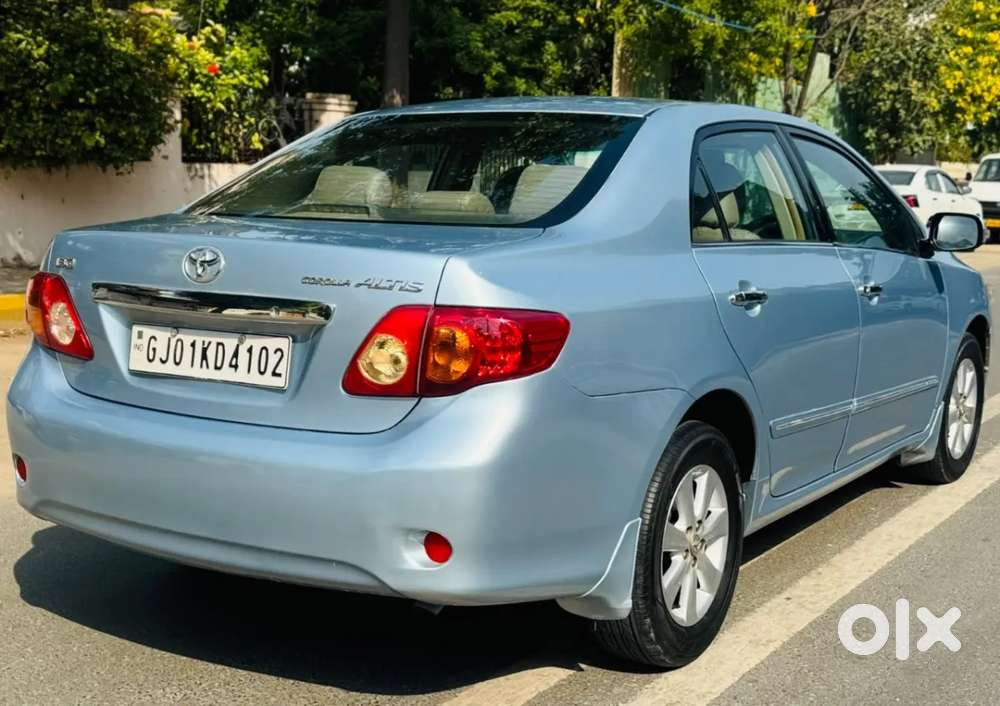 Toyota Corolla Altis 1.8 G, 2010, Petrol