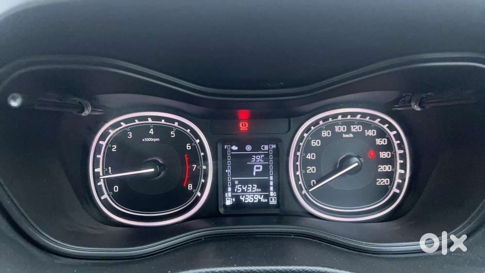 Maruti Suzuki Vitara Brezza 1.5 Zxi Plus At, 2021, Petrol