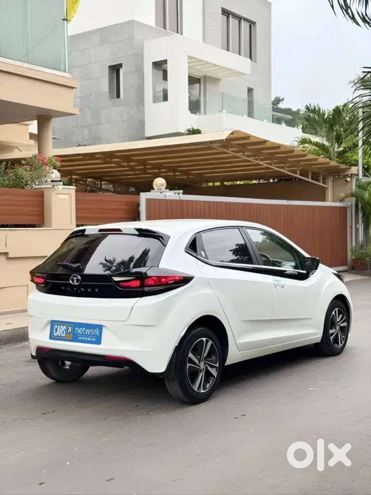 Tata Altroz 1.2 Xe, 2020, Petrol
