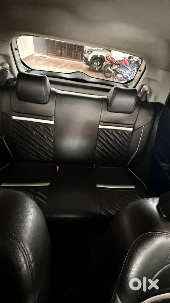 Maruti Suzuki Swift Vxi Petrol  Dec 2020 Model  Single Owner