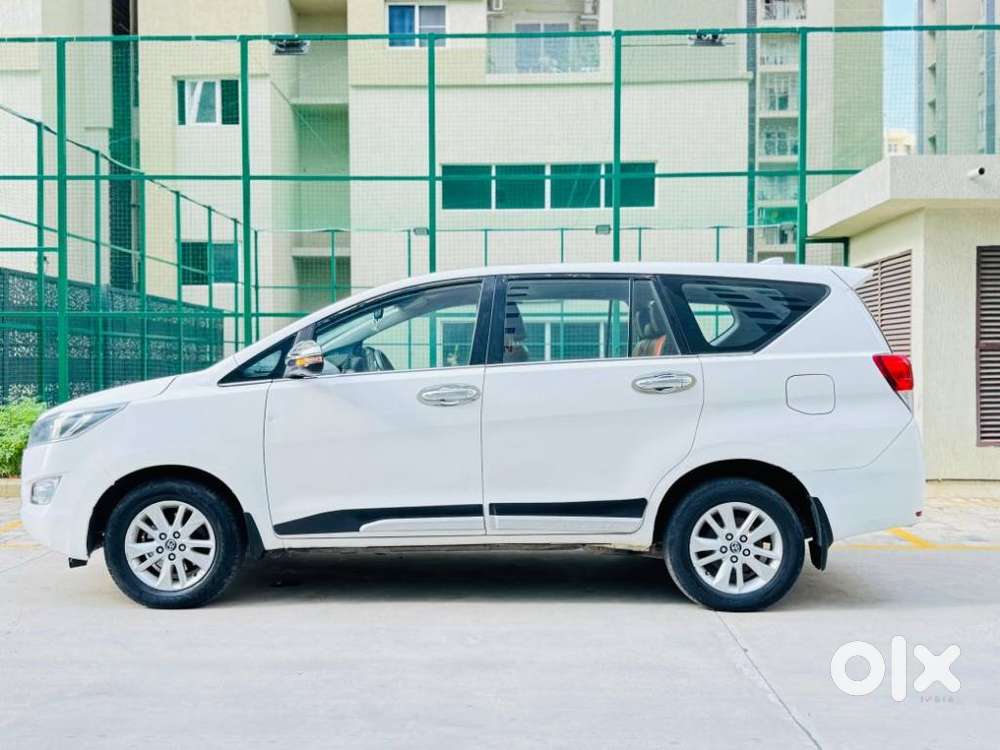 Toyota Innova Crysta 2.4 G Plus Mt 8s, 2019, Diesel