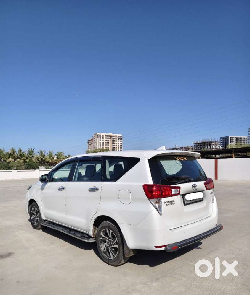 Toyota Innova Crysta 2.4 V 8 Str, 2023, Diesel
