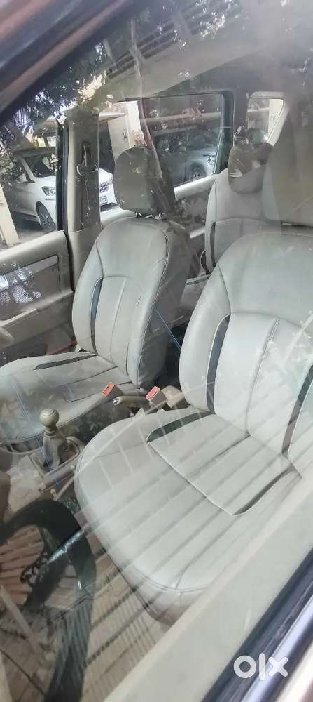Maruti Suzuki Ertiga 2012 Zxi