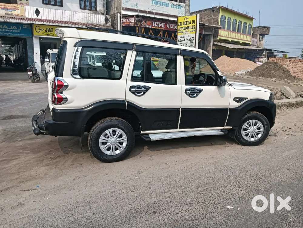 Mahindra Scorpio S3