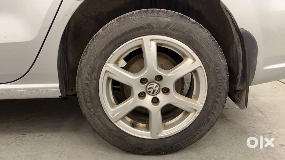 Volkswagen Vento Petrol Highline, 2013, Petrol