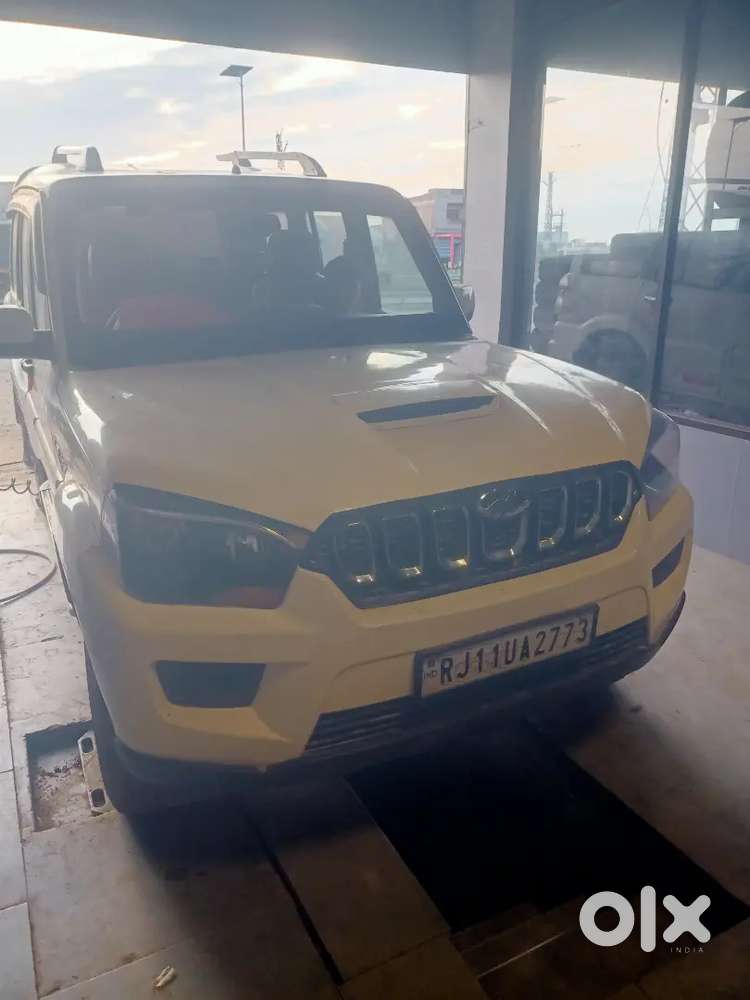 Mahindra Scorpio Diesel 2017