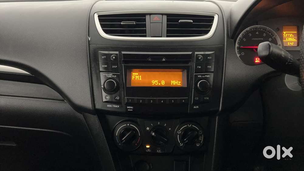 Maruti Suzuki Swift Vvt Vxi, 2016, Petrol