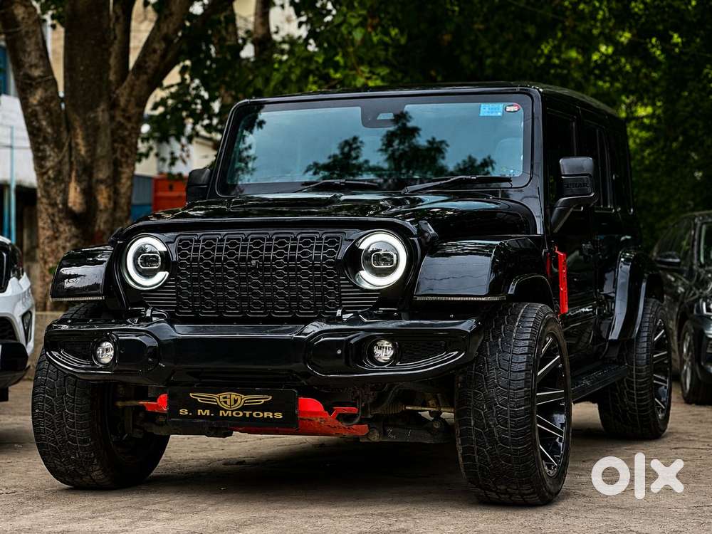 Mahindra Thar Roxx Ax7l Rwd At, 2025, Petrol