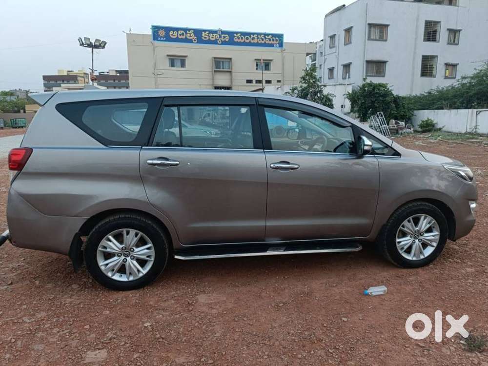Toyota Innova Crysta 2.5z, 2016, Diesel