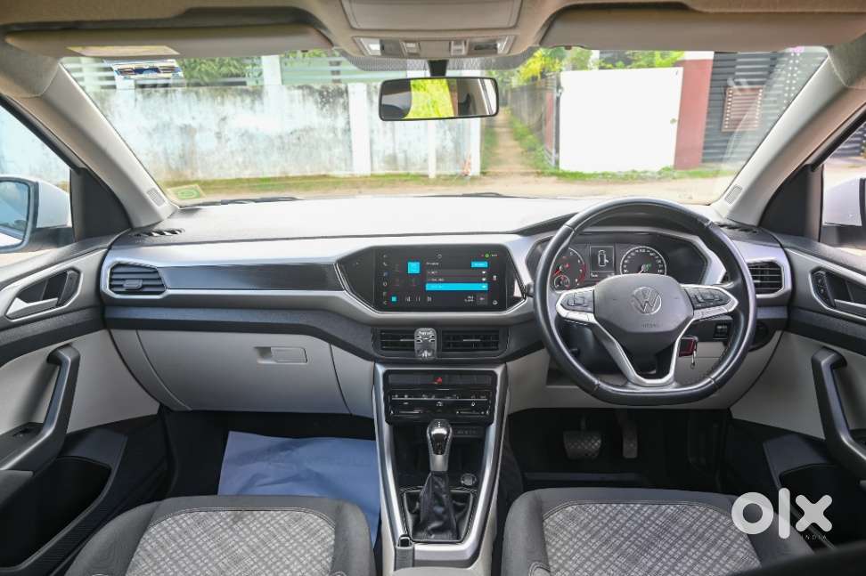 Volkswagen Taigun 1.0 Tsi Highline At, 2021, Petrol