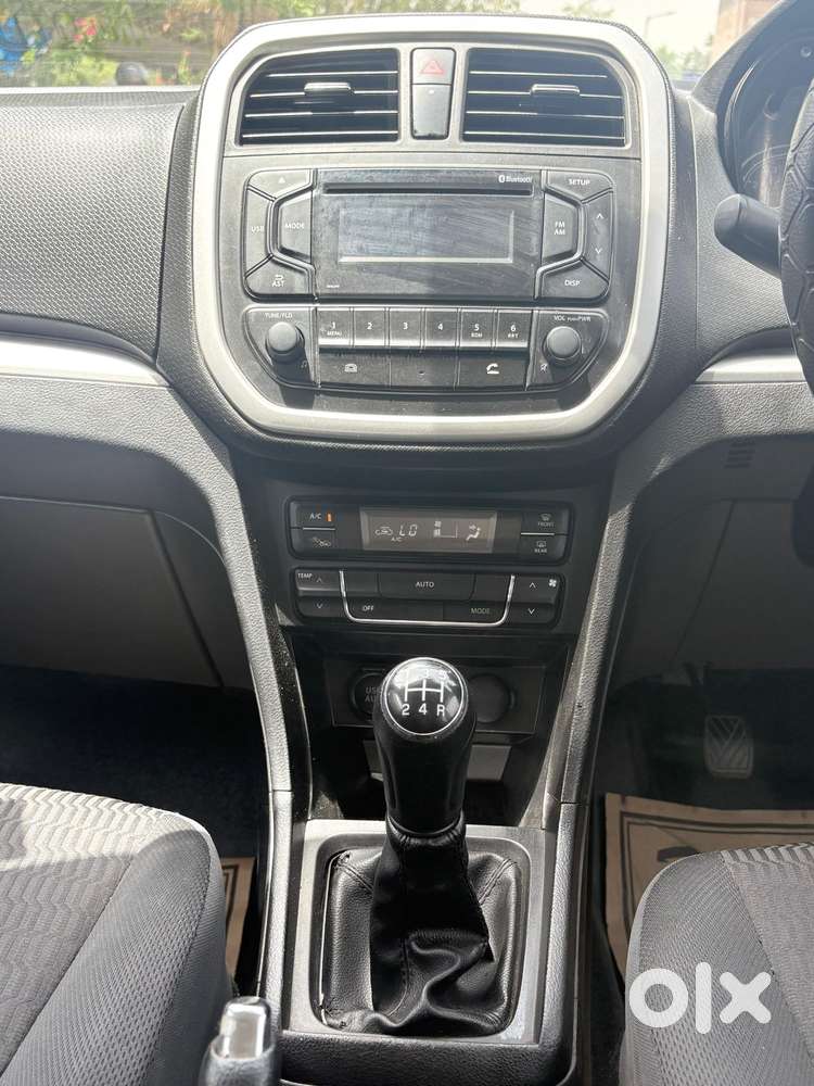 Maruti Suzuki Brezza 1.5 Vxi Smart Hybrid, 2021, Petrol