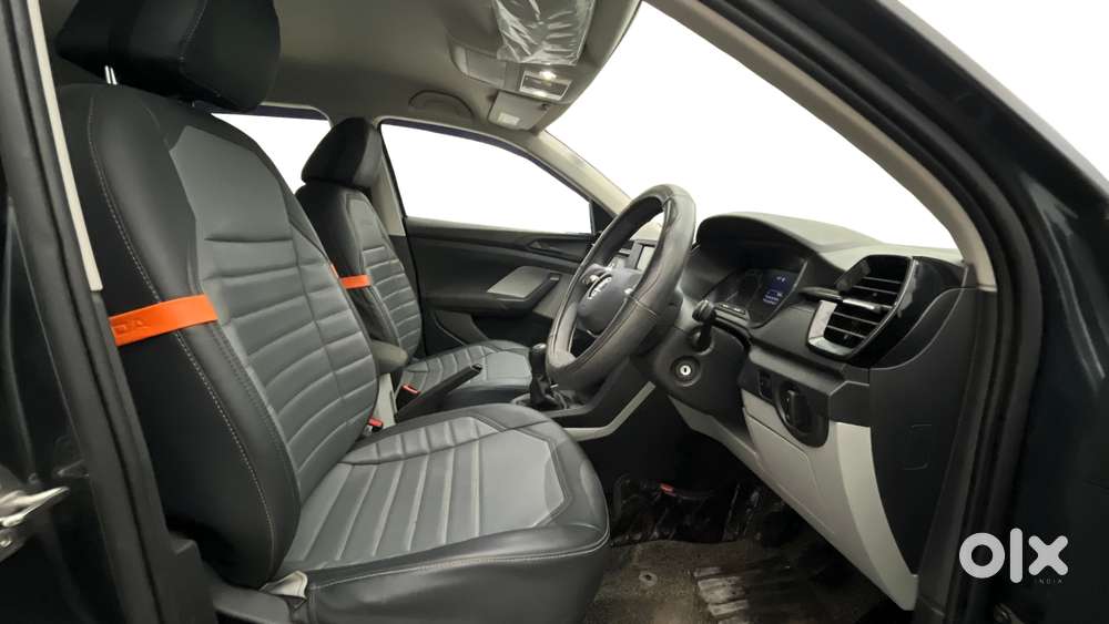 Skoda Kushaq 1.0 Tsi Active, 2022, Petrol