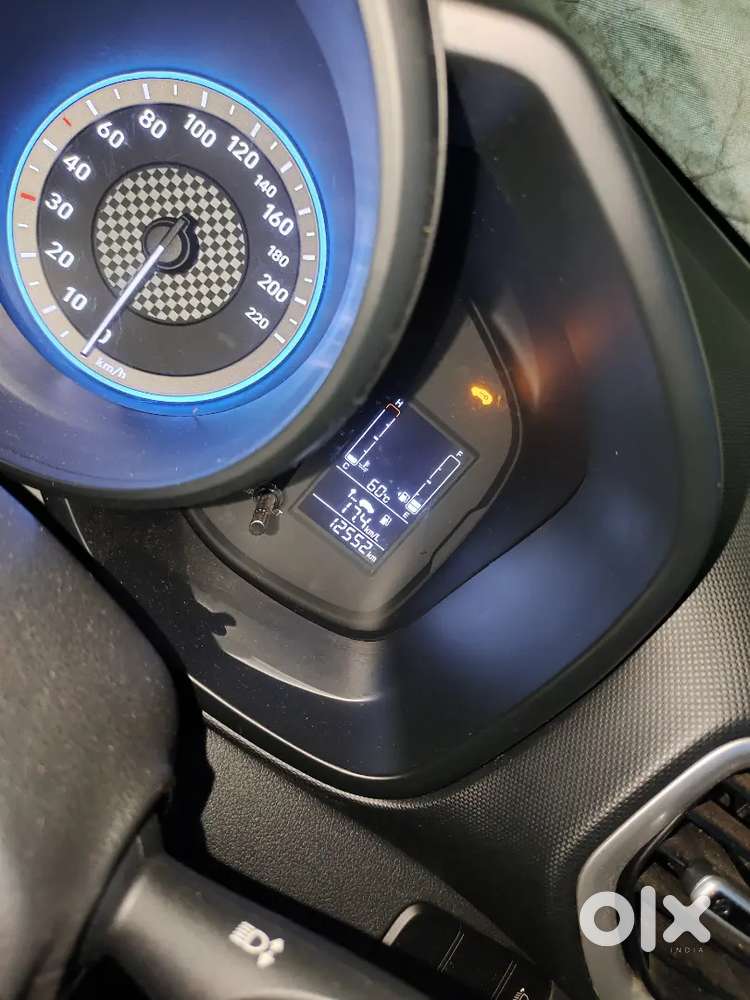 Hyundai Venue Kappa 2022  Bank Employee Car Km Driven 12000 Only